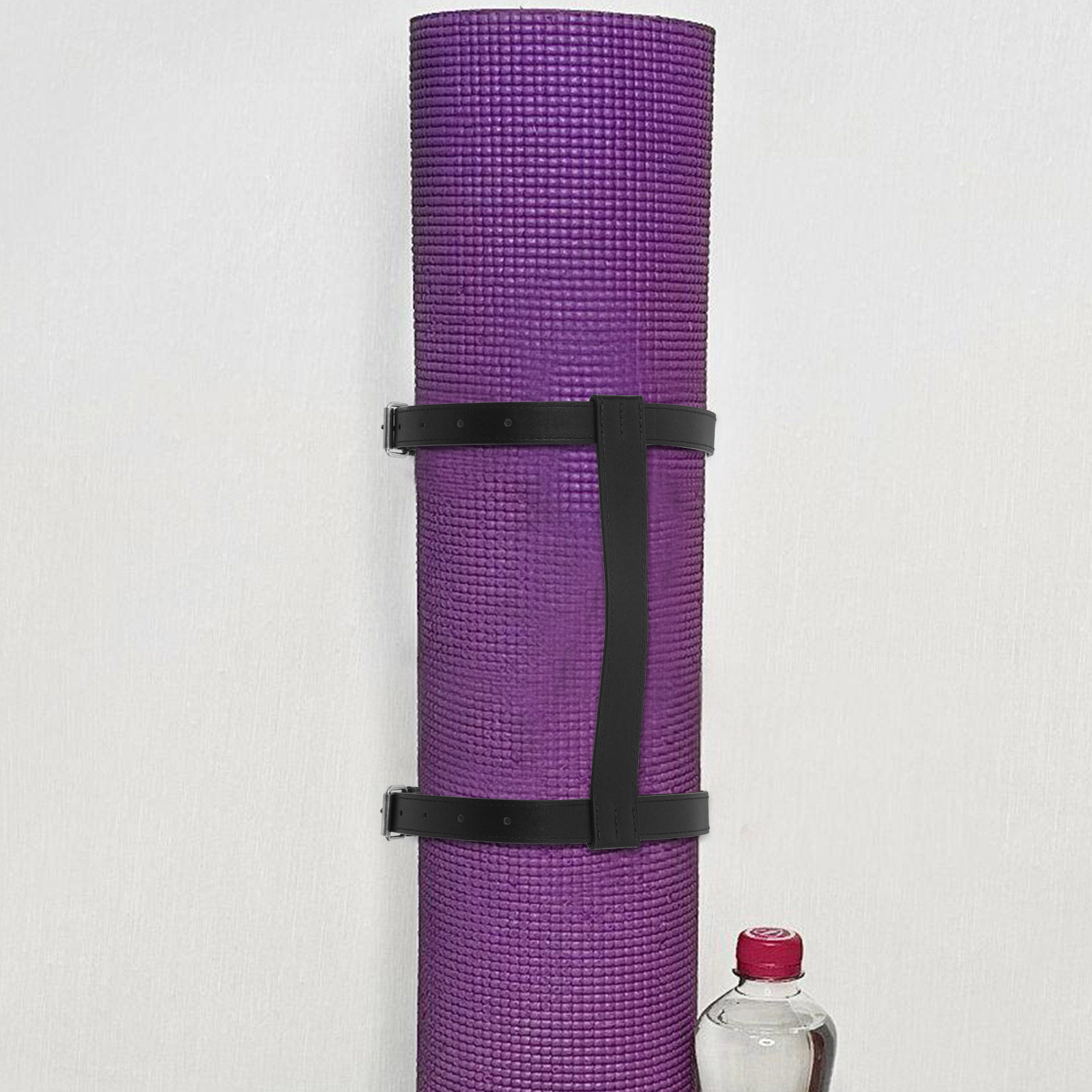 Outdoor Camping Rug - Stylish PU Blanket Strap for Picnic